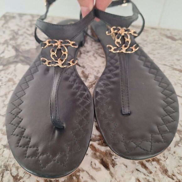 CHANEL Shoes - Authentic Chanel Quilted thong CC Black Leather sandals size 40C